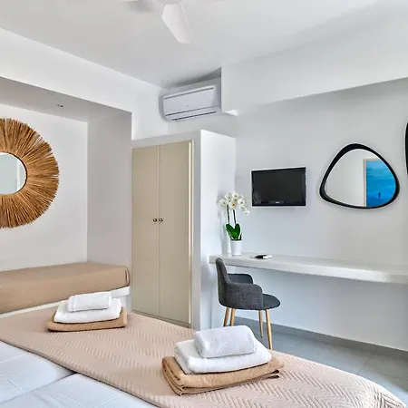 Corina Studios-apartments * Náusza