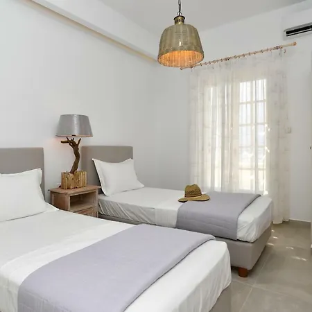 Corina Studios-apartments * Náusza