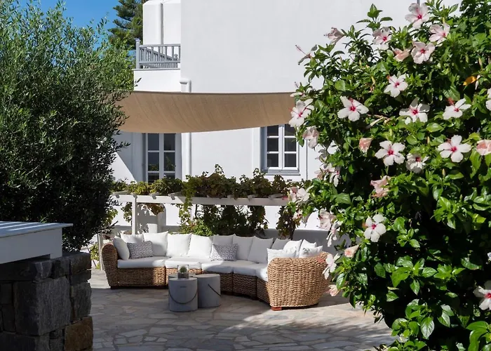 Corina Studios-apartments Nausa