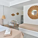 Corina Studios-apartments