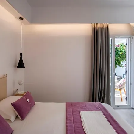 Corina Studios-apartments Naoussa