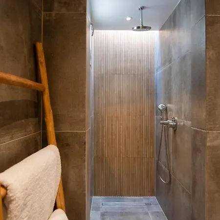 Corina Studios-apartments Apartament Nausa