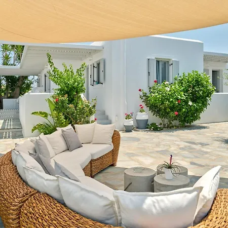 Corina Studios-apartments * Nausa