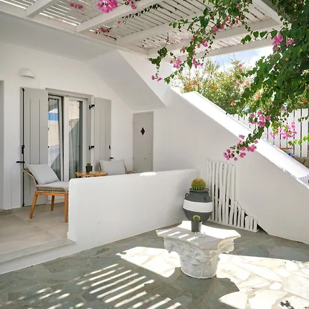 Corina Studios-apartments アパート *