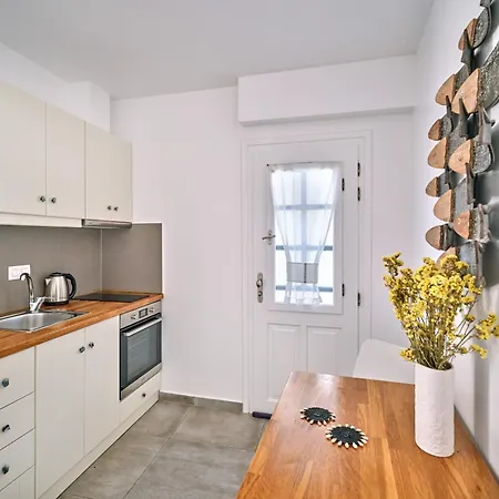 アパート Corina Studios-apartments *