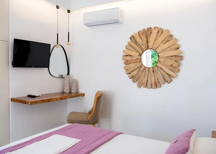 Corina Studios-apartments Apartamento Naousa