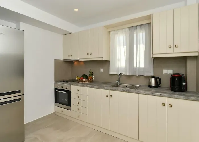 Corina Studios-apartments *